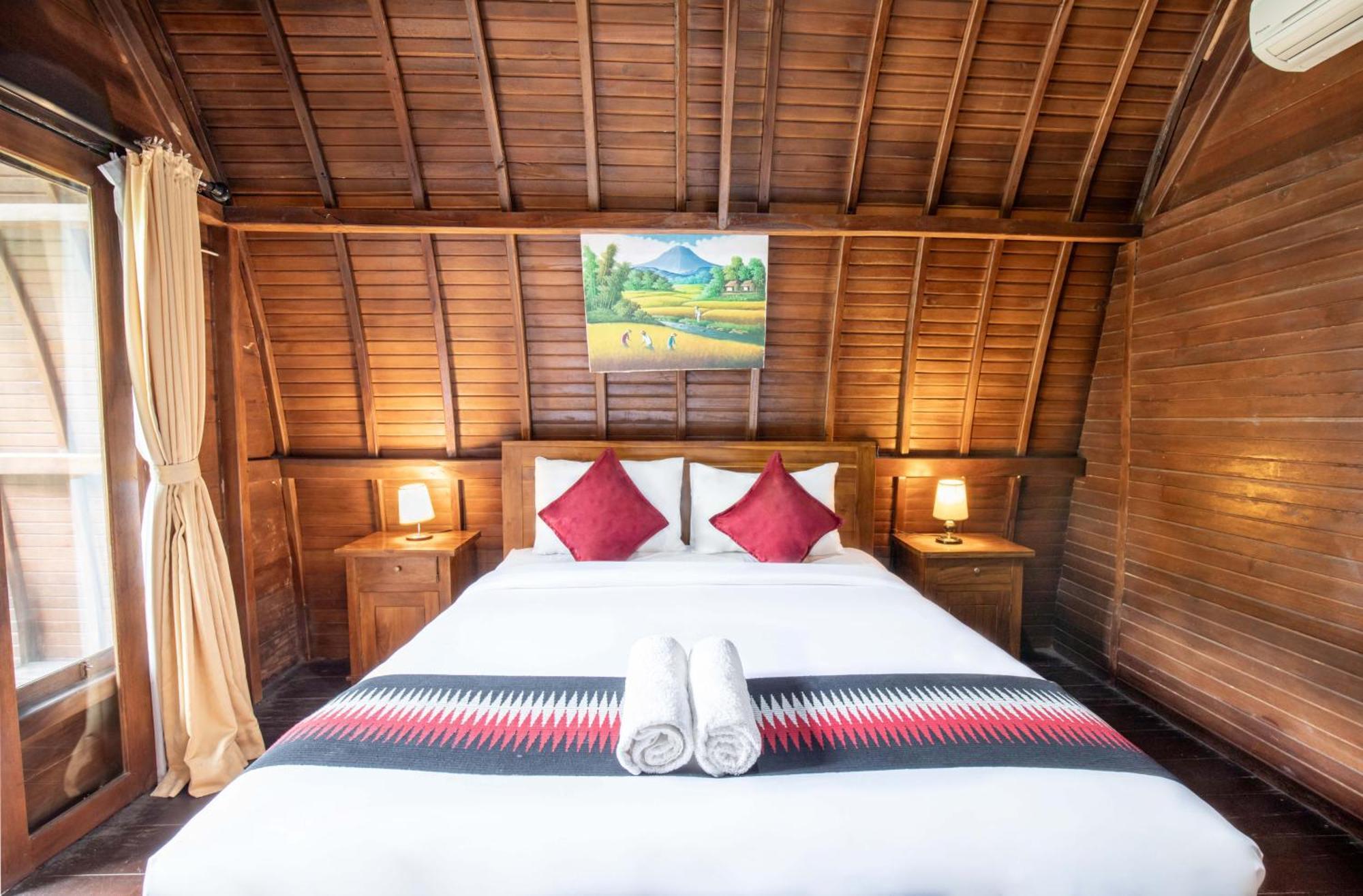 Coconut Hill Cottage Batununggul Exterior photo